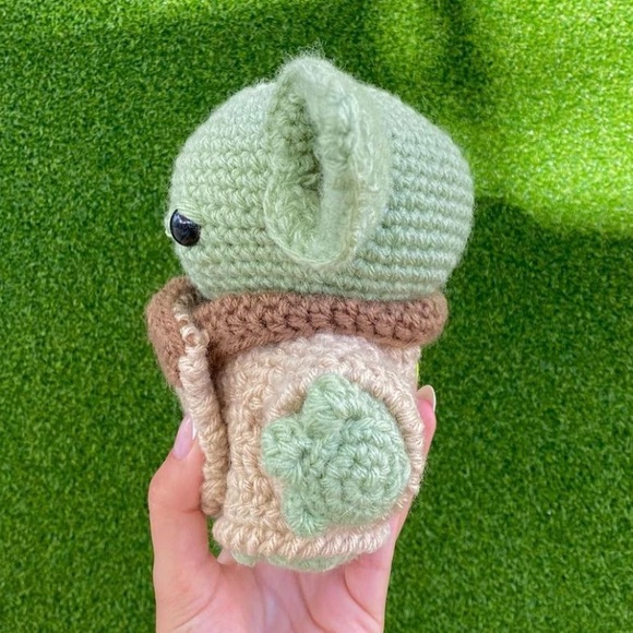 Baby Yoda Crochet❤️ - Picture 4 of 7